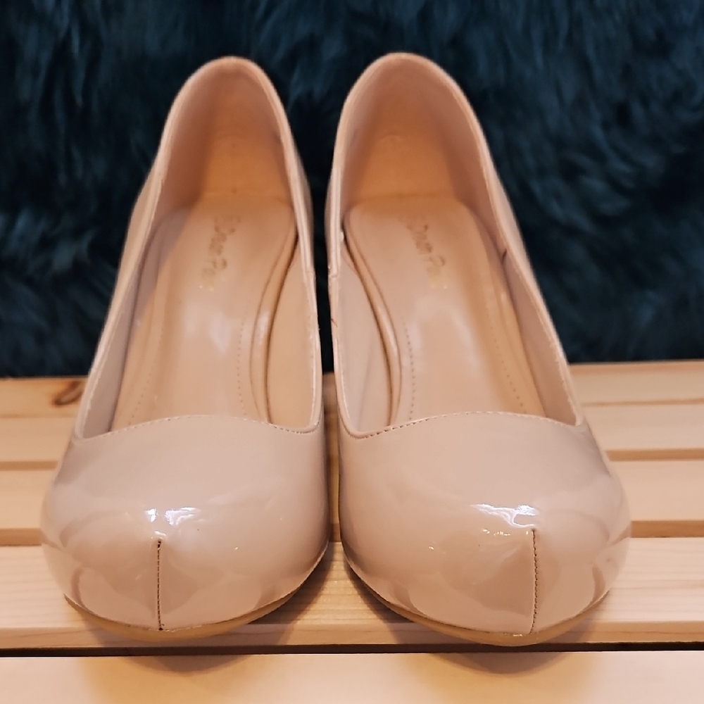 Dream Pairs Cream High Heels